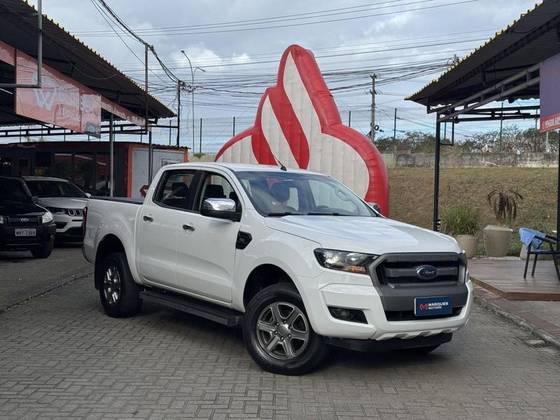 FORD RANGER 2.2 XLS 4X2 CD 16V DIESEL 4P AUTOMÁTICO FORD RANGER 2.2 XLS 4X2 CD 16V DIESEL 4P AUTOMÁTICO